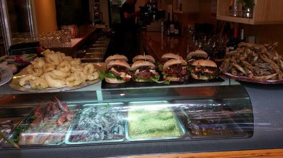 Las Grecas Bar