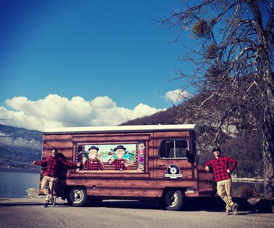 La Chill Zone Food Truck