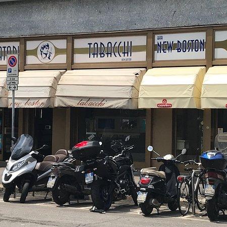 Bar New Boston