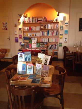 Le Biblio Café