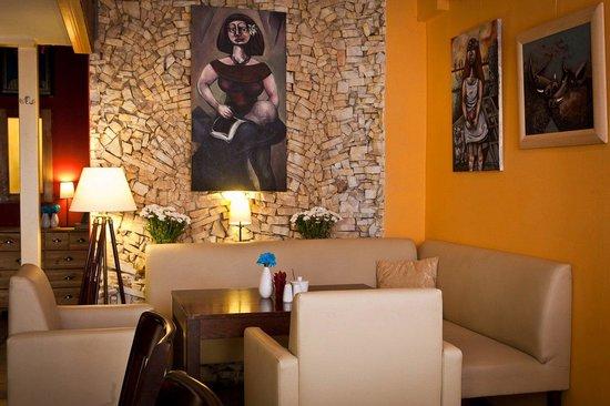 PionyPoziomy Restaurant