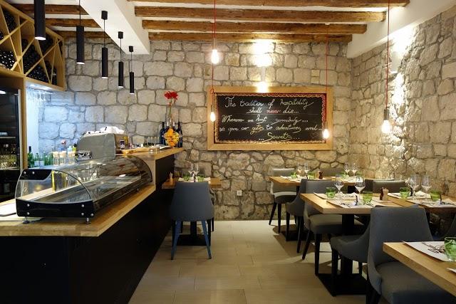 Paparazzo Steak House