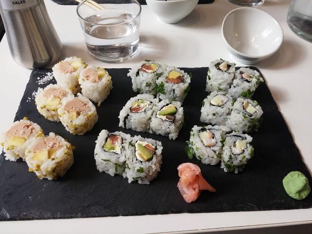 Le Sushi Cafe
