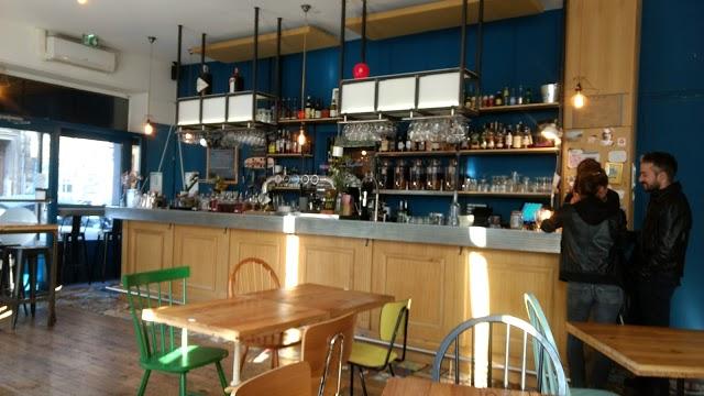 Le Parpaing qui flotte