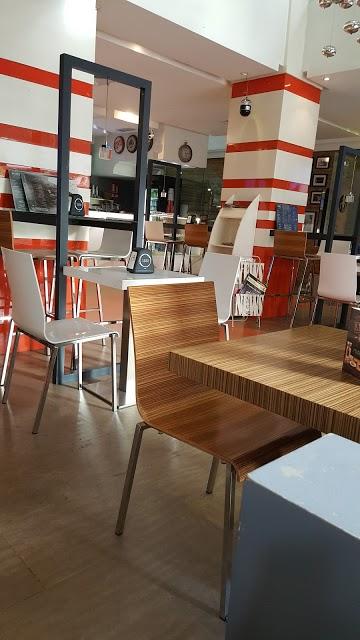 Mood Cafe Urban Food