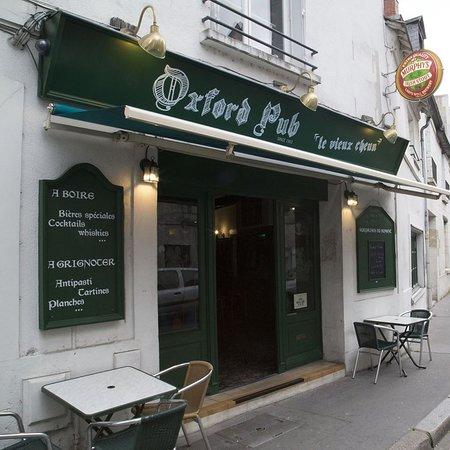 Oxford Pub