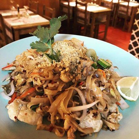 Azia Resturant and Bar