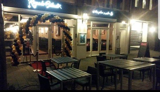 Royale Biladi Cafe En Restaurant