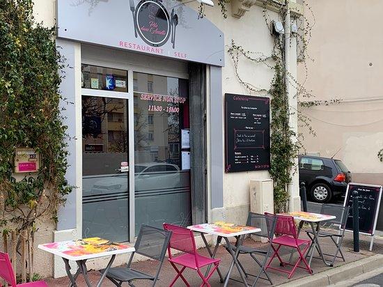 Pile Dans L'Assiette