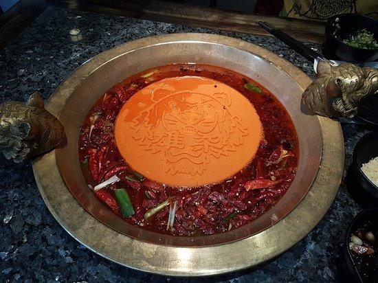 Xiong Qi Hot Pot