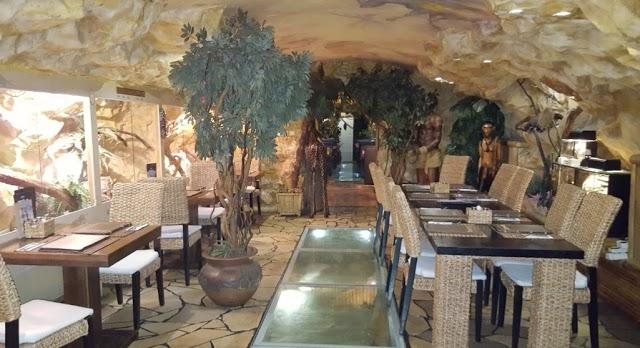 Dzsungel Kavezo es Etterem