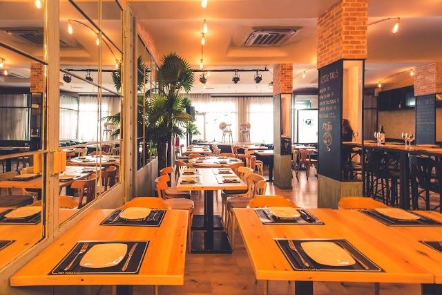 Tikitapas Paellas y Tapas