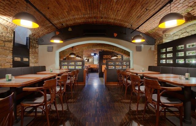 Potrefena Husa Resslova