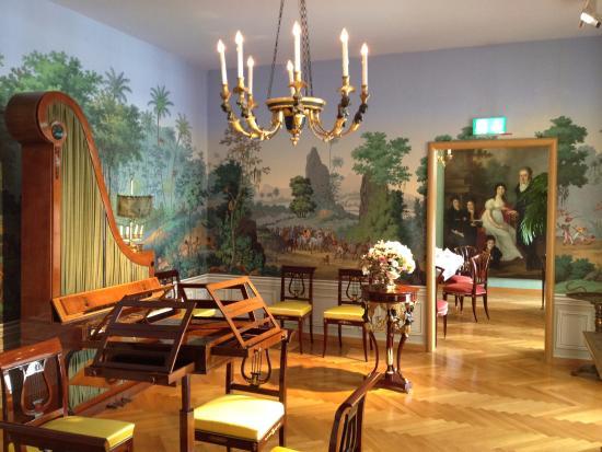 Musée du Meuble de Vienne