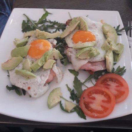 Cafe TH