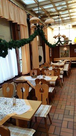 Zur Schoenen Mullerin