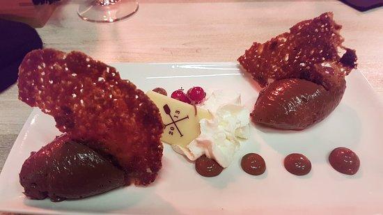 Une Bouteille a La Nive