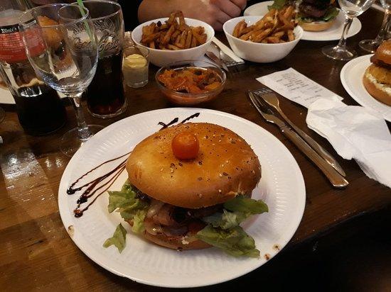 Burger Et Ratatouille