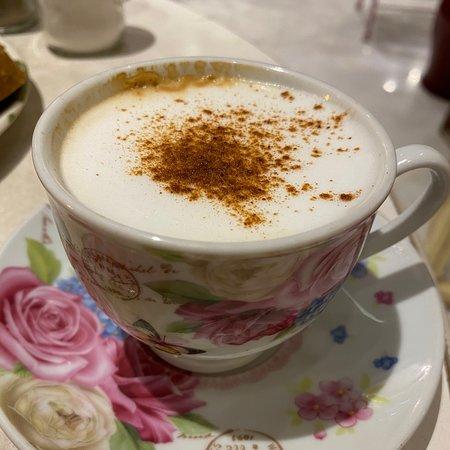 Zoe's Premium Lateria