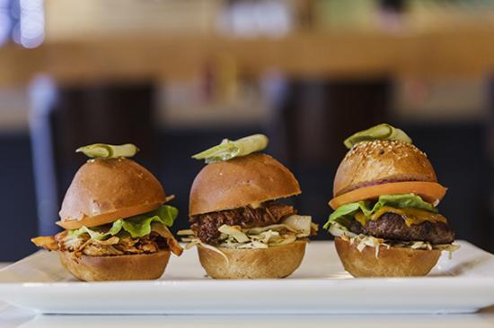 Ste-Catherine & Burger Restobar