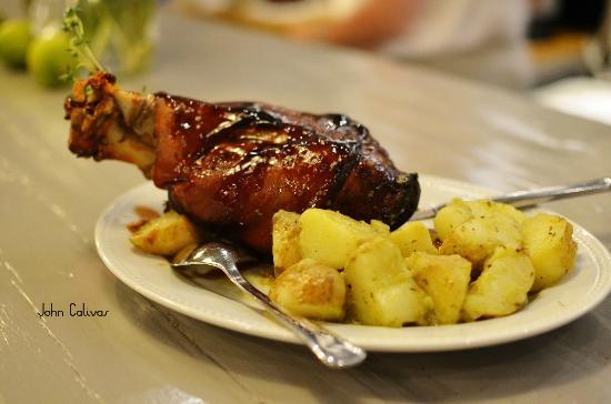 Xrysa Xrysa Restaurant