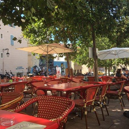 Le Rendez Vous Des Amis