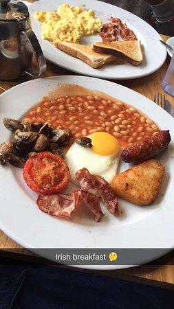 Fontana Cafe Restaurant