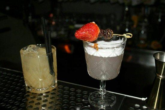 Clock - American Bar