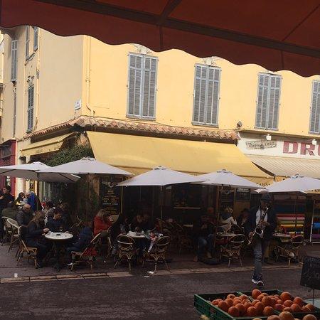 Le Cafe de l'Horloge