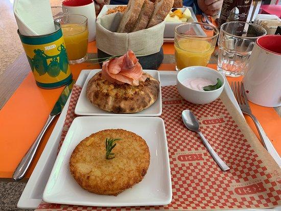 Red - Read Eat Dream