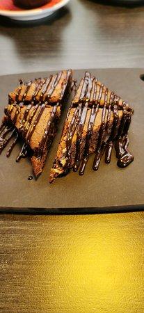 ETIENNE Coffee & Shop