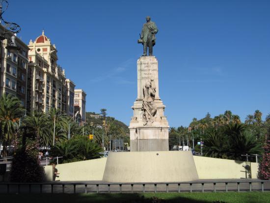 Monument au marquis de Larios