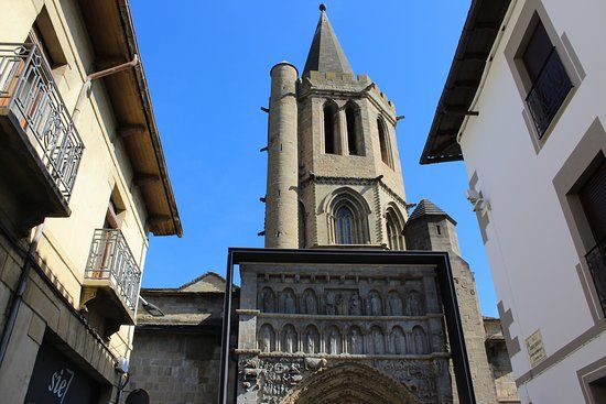 Iglesia de Santa Maria la Real