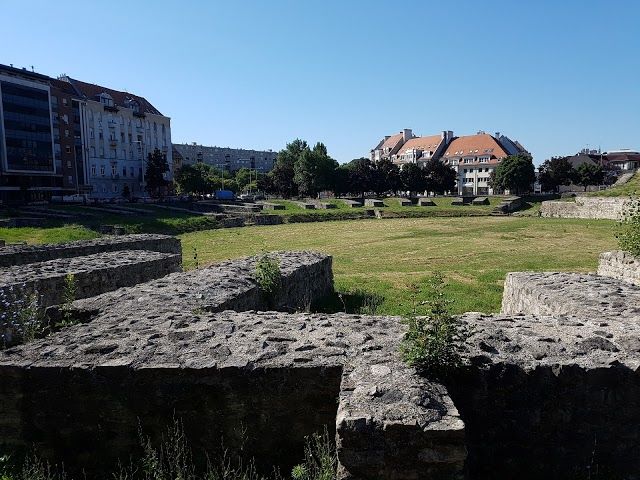 Amphithéâtre militaire d'Aquincum