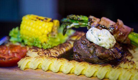 Cadillac Bar & Manhattan Lounge