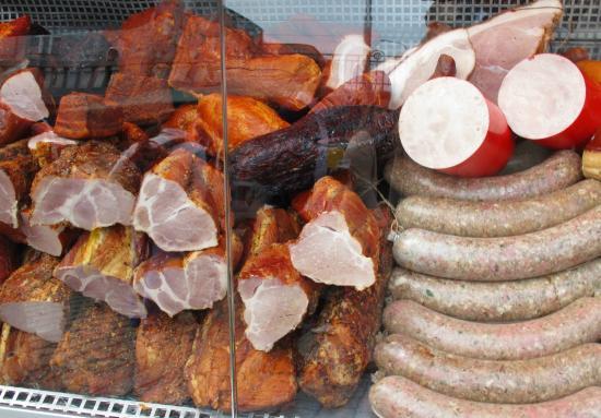 Maso uzeniny Lutovsky