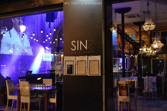 SINS - Restaurante