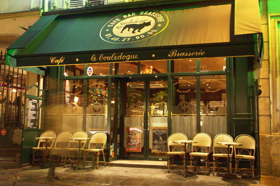 Le Bouledogue Restaurant Cafe & Brasserie