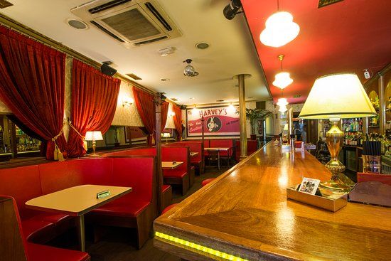 Harvey's Cocktail Bar
