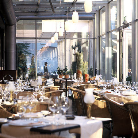 Signatures Veranda Restaurant