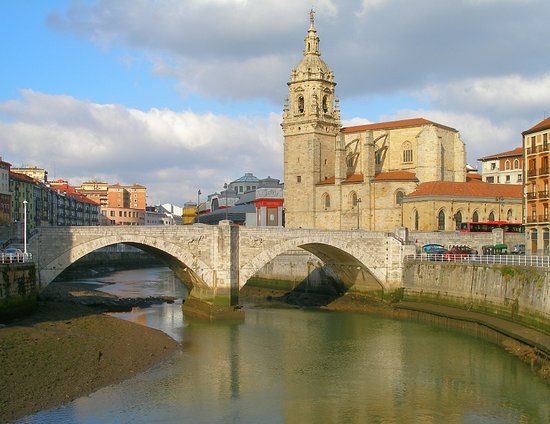 Église et pont de San Antón