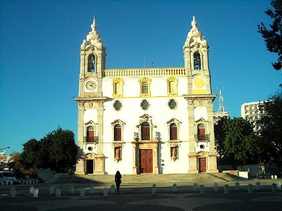 l'église du Carmo
