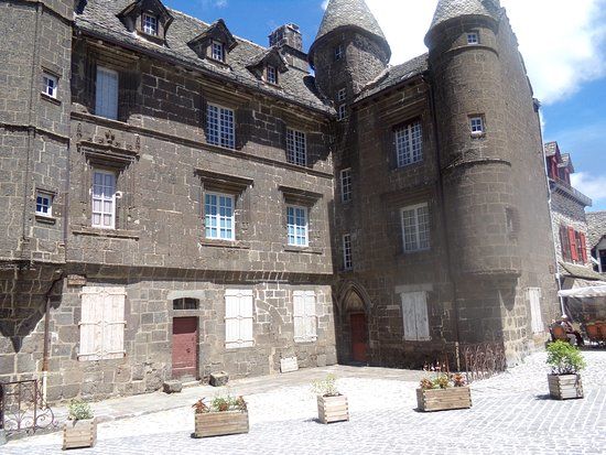 Place Tyssandier-d'Escous