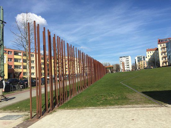 mémorial du mur de Berlin