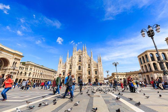 la Piazza del Duomo