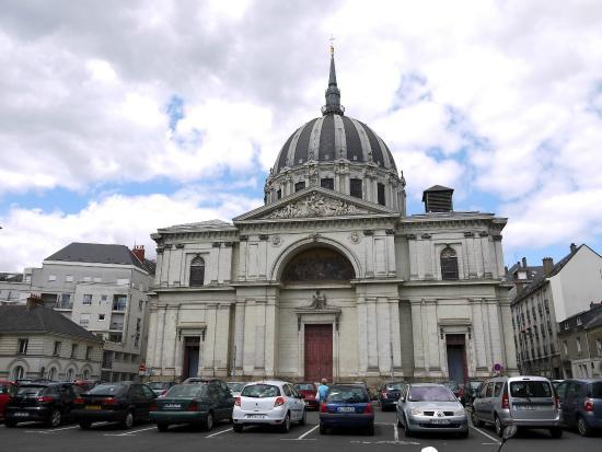 église Notre-Dame de Bon-Port
